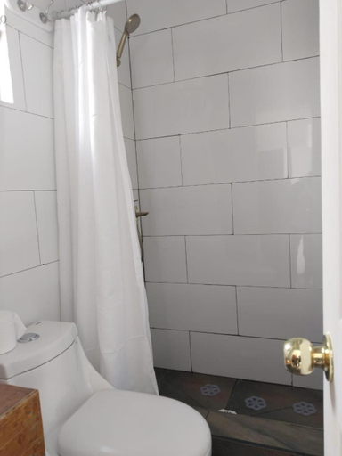 Bathroom 5, Casa Dorada, El Loa