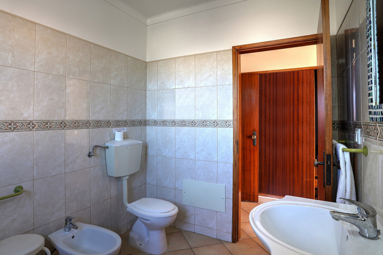 Bathroom 4, Modern villa with a private pool, Loulé