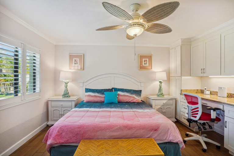 Bedroom 3, Land's End 7-206 Beach Front - Premier, Pinellas