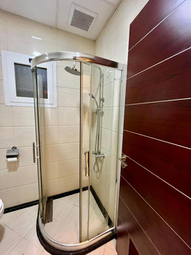 Bathroom 5, ASAL A AL-shorouk - Authenticity of the Sunrise for Hotel Suites, Al Khobar