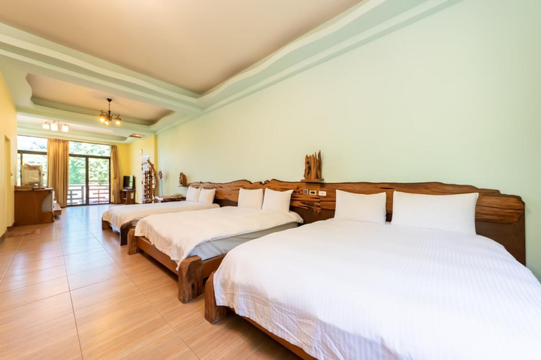 Bedroom 2, Jia Yuan Resort, Nantou