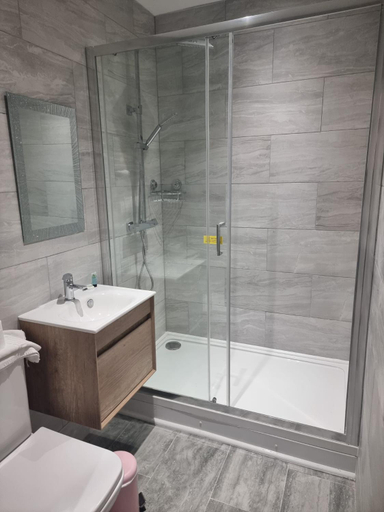 Bathroom 4, The Sherwood Guest House, East Sussex