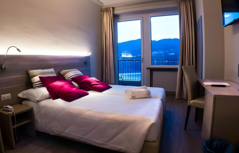 Bedroom 2, Hotel Bazzoni, Como