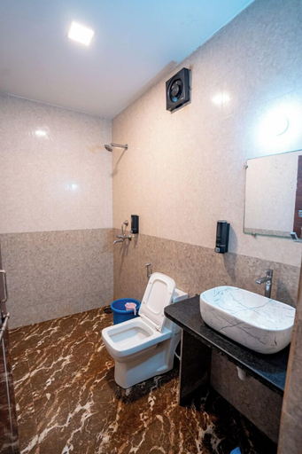 Bathroom 3, White Truffle Resort, North Goa