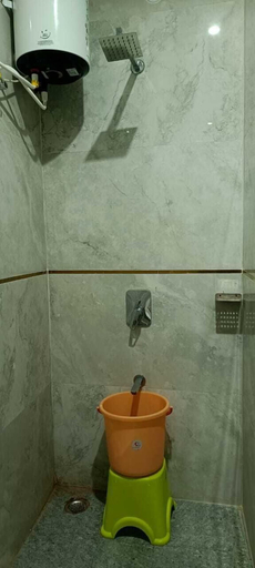 Bathroom, HOTEL RD PALACE, Agra