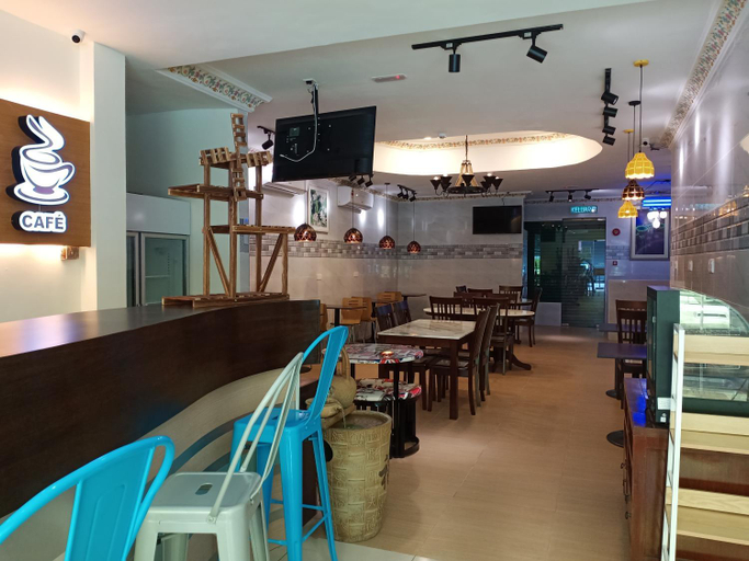 Food & Drinks 4, Comfort Hotel , Putatan