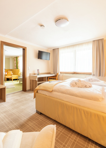 Bedroom 3, DAS Hubertus Apartments in Schladming, Liezen