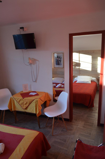 Bedroom 3, Hotel Logis Panorámico César, Vaucluse