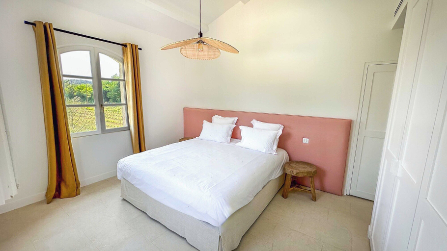 Room 4, Mediterranean Villa- 6bd/12p-south of Saint-tropez, Var