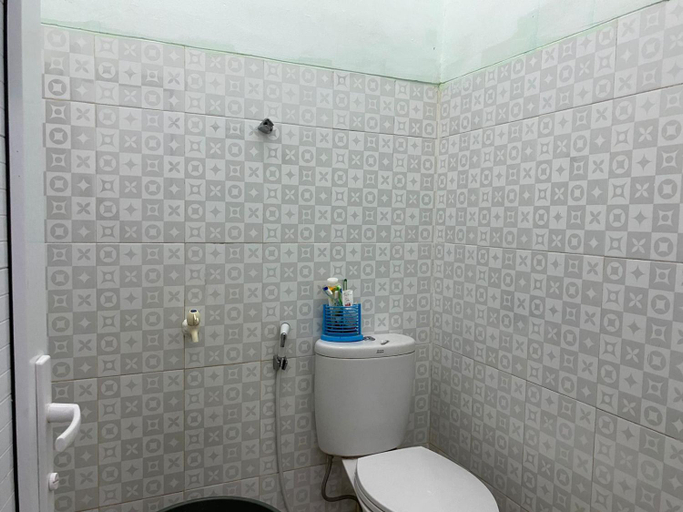 Bathroom 3, Green House Villa Bogor by ABM, Bogor
