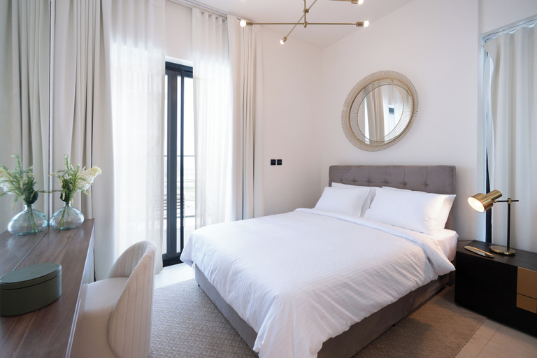 Bedroom 4, Aesthetic 2BR Luxury Living in B. Bay, Dubai