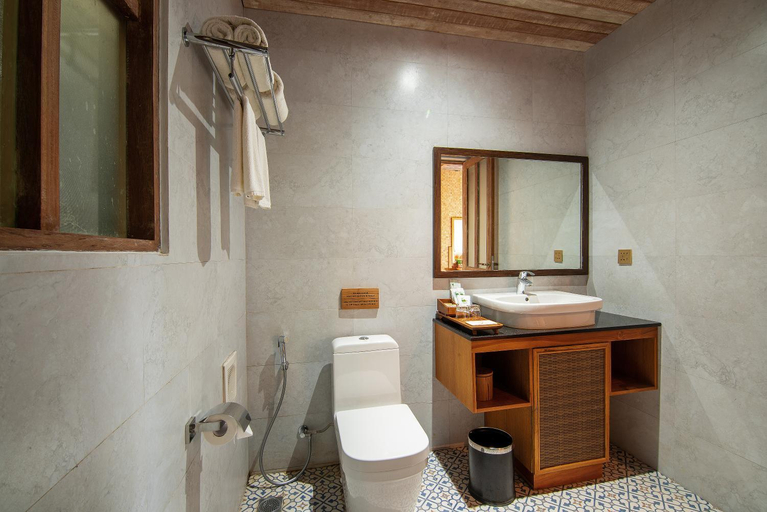 Bathroom 5, Munduk Heaven Luxury Villas, Buleleng