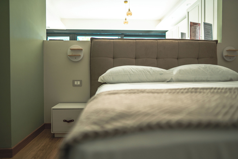 Room 2, Il Piccolo Paradiso, Rome