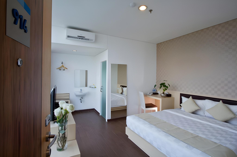 Bedroom 18