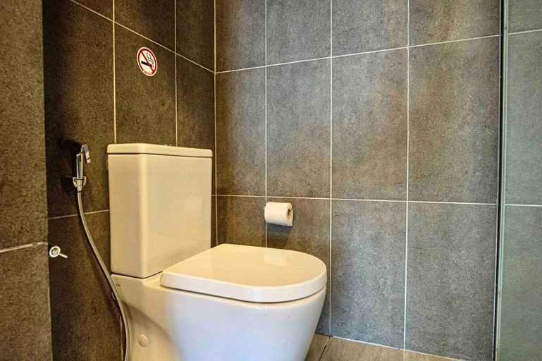 Bathroom 4, Astoria Ampang Condotel by Emily in Town, Gombak