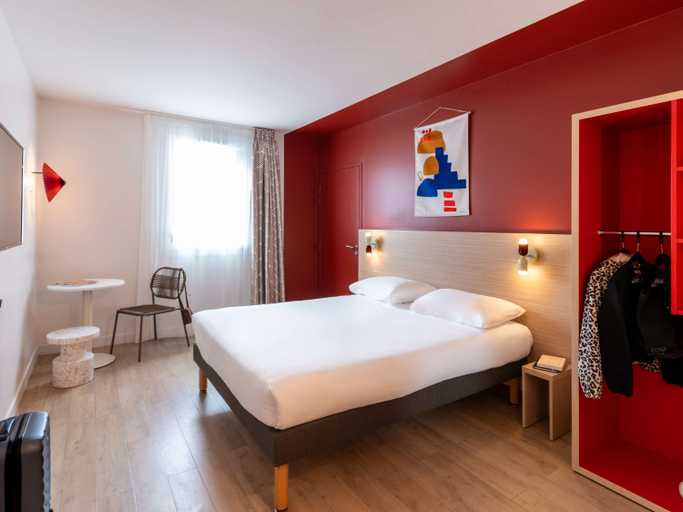 Bedroom 3, ibis Styles Prevessin Geneve Airport, Ain