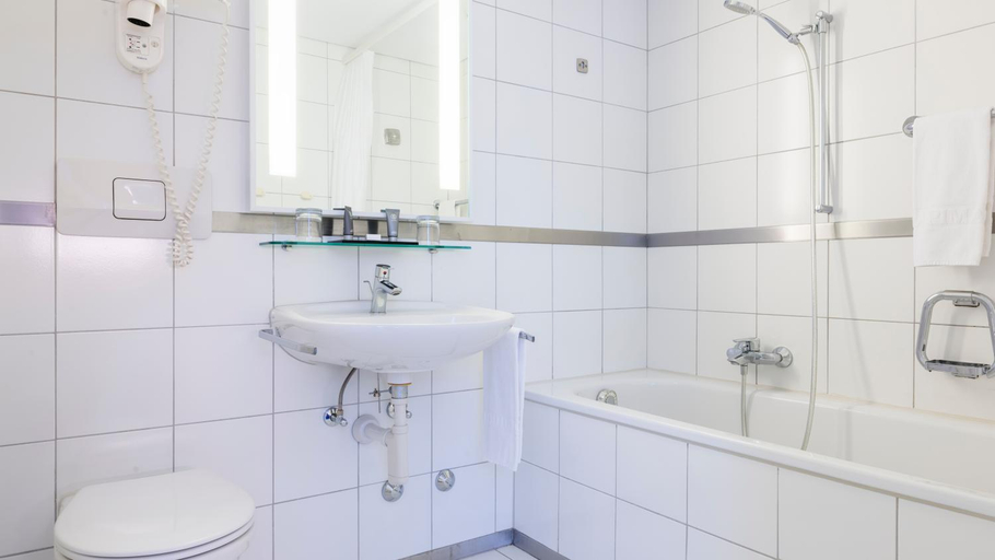 Bathroom 5, Hapimag Ferienwohnungen Ascona, Locarno