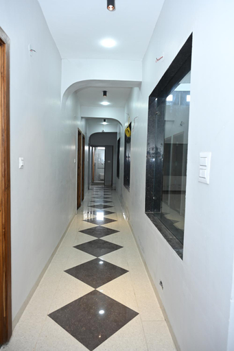 Public Area, Hotel RRR Palace, West Nimar