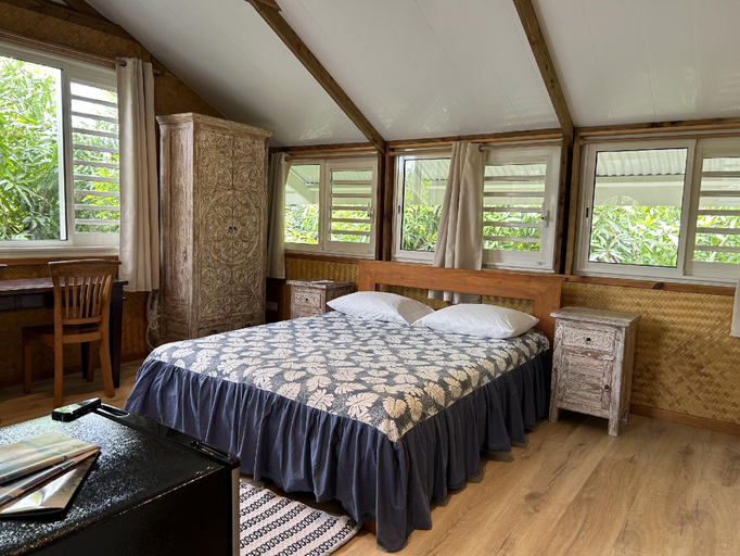 Others 2, Pension pare lodge