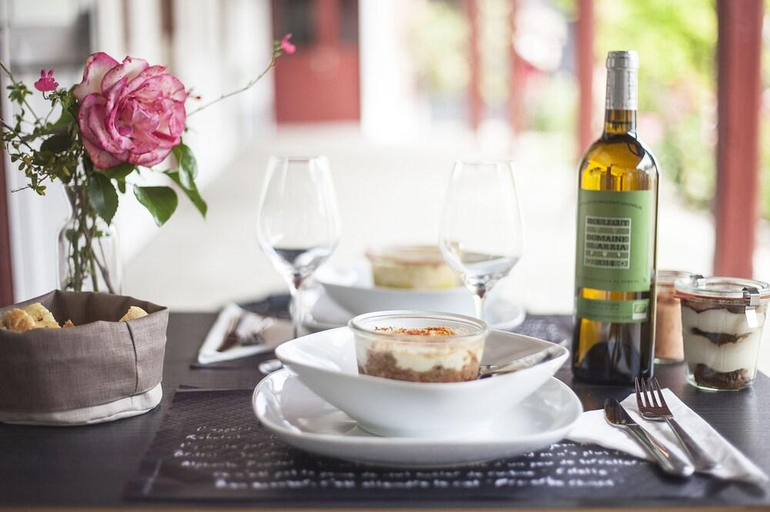 Food & Drinks, Hotel Balea, Pyrénées-Atlantiques