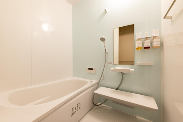 Bathroom 3, すずかのおやど Suzuka Inn, Suzuka