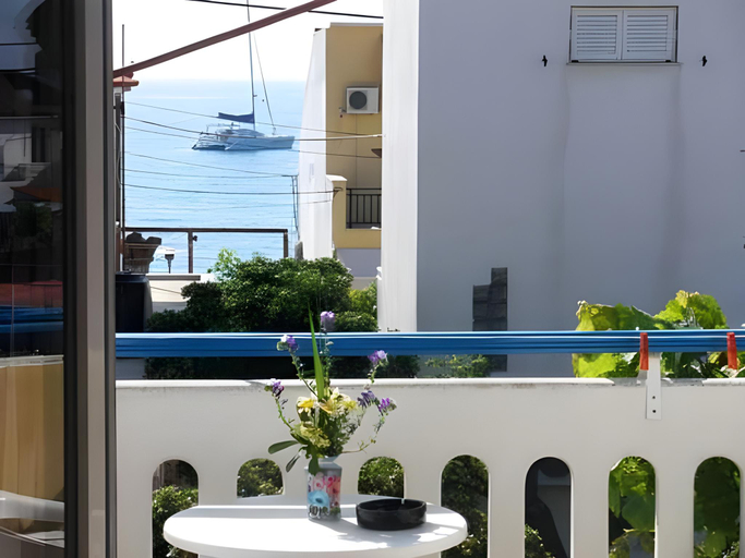 Others 4, Paris Beach Hotel, North Aegean