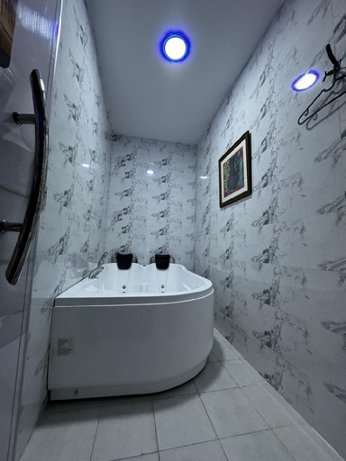 Bathroom 5, Coupard Hotel, Riyadh