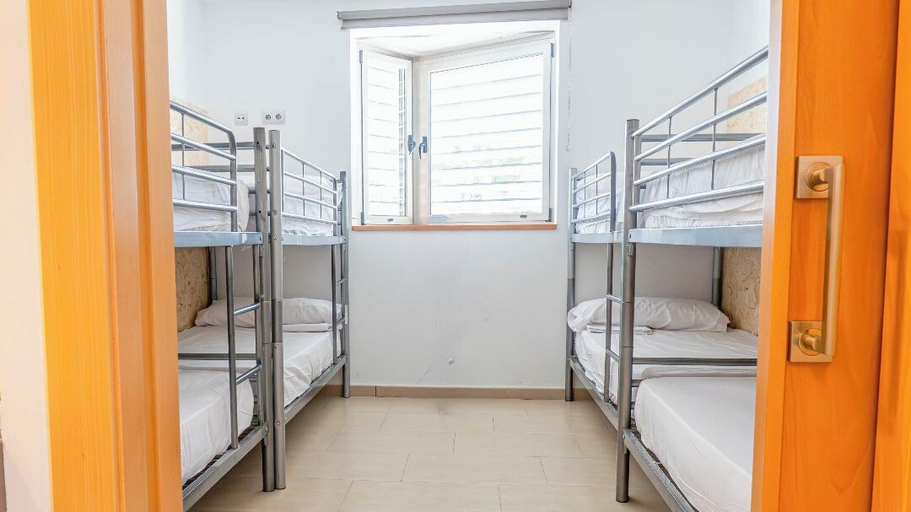 Bedroom 5, Albergue Las Salinas, Murcia