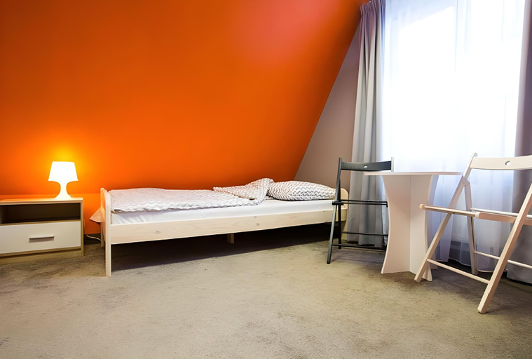Bedroom 3, Moon Hostel, Gdańsk City