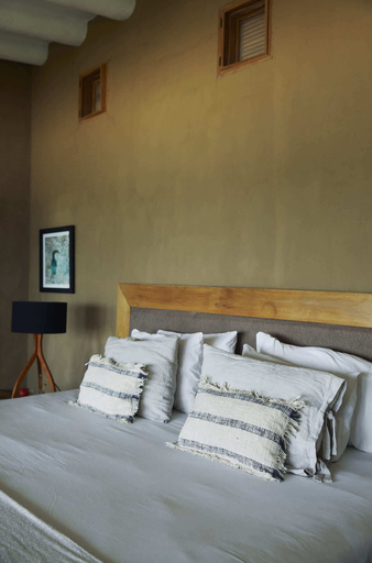 Room 2, w Trendy 1BR w Pool in M Ncora, Talara
