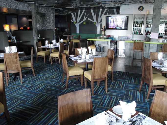 Food & Drinks 4, Amosphere Complexe, Abitibi