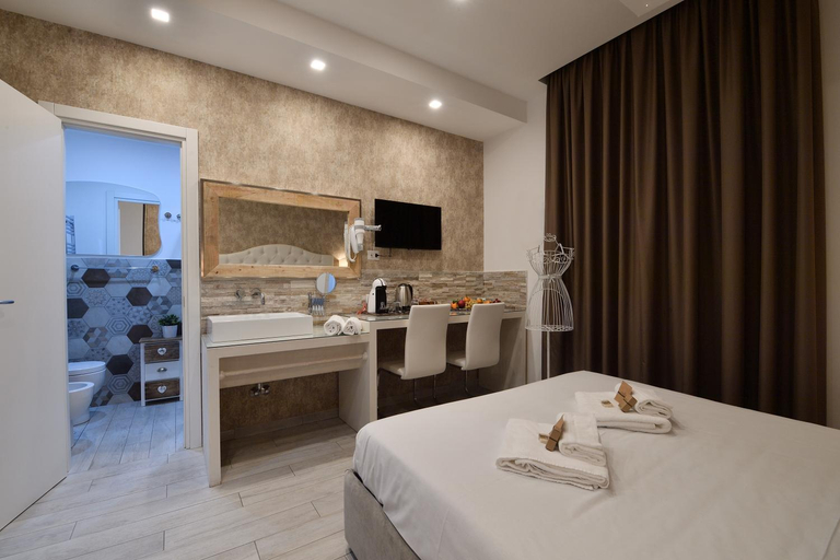 Bedroom 2, Relais Vatican Secret & Spa, Rome
