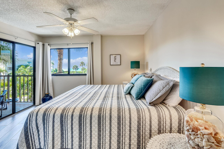Bedroom 4, Land's End 1-303 Gulf View, Pinellas