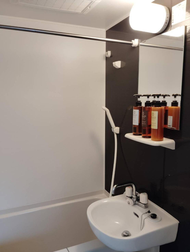 Bathroom, Apartment Sunbright, Shinagawa