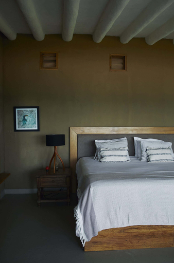 Room 5, w Trendy 1BR w Pool in M Ncora, Talara