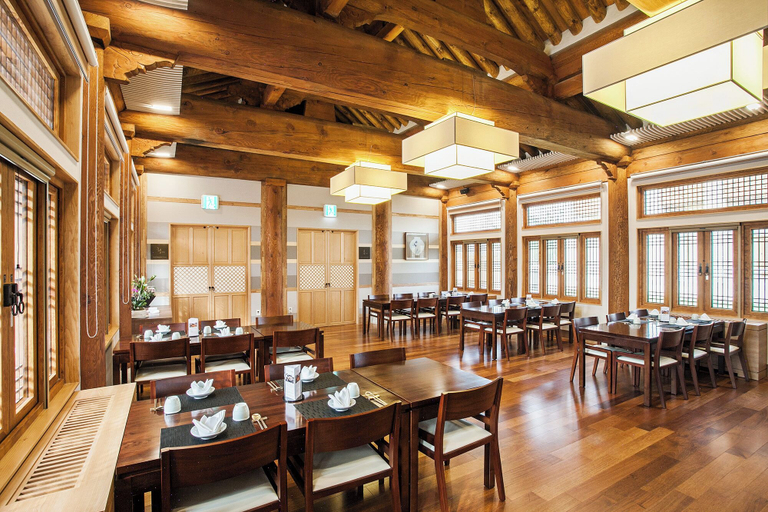 Food & Drinks 5, Gyeongwonjae By Walkerhill, Yeonsu
