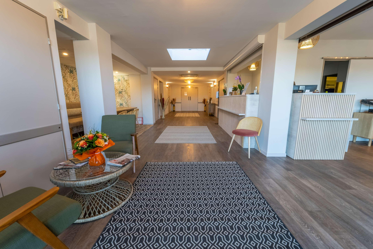 Public Area 2, Sure Hotel by Best Western Sarlat-la-Caneda, Dordogne