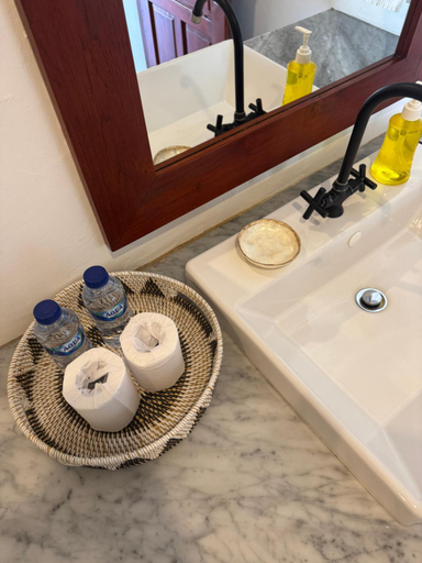 Bathroom 4, Uluwatu Stay's Deluxe Suite #9, Badung