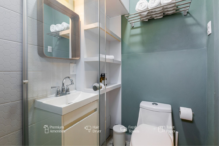 Bathroom 5, Magis Downtown Juarez by Capitalia, Mexico City