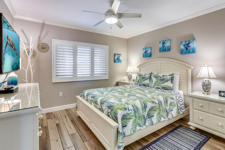 Bedroom 3, Land's End 11-405 Beach Front - Premier, Pinellas