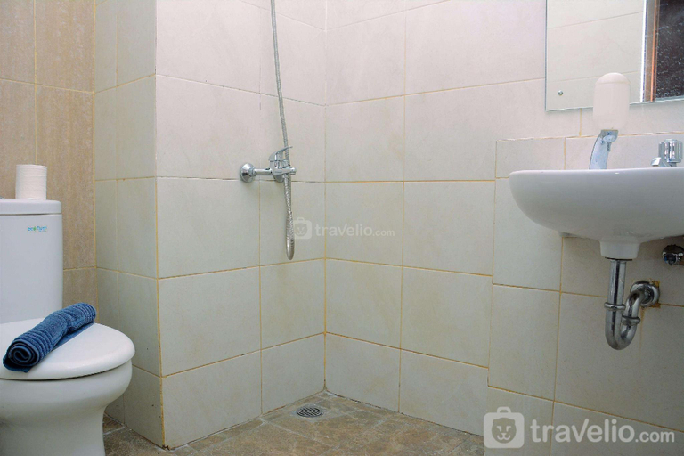 Others 5, Comfy Studio at Grand Dhika City Apt By Travelio, Bekasi