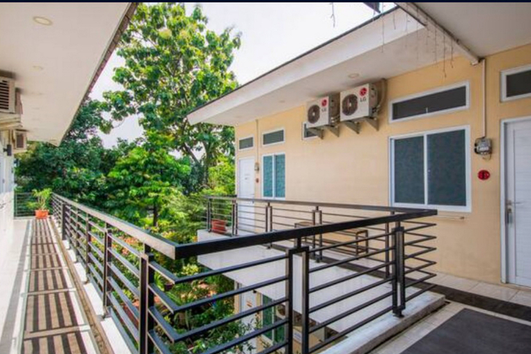 Hallway, Homestay Helinium RedPartner, Bogor