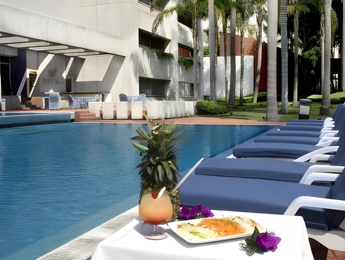 Sport & Beauty 2, Royal Pedregal, Mexico City