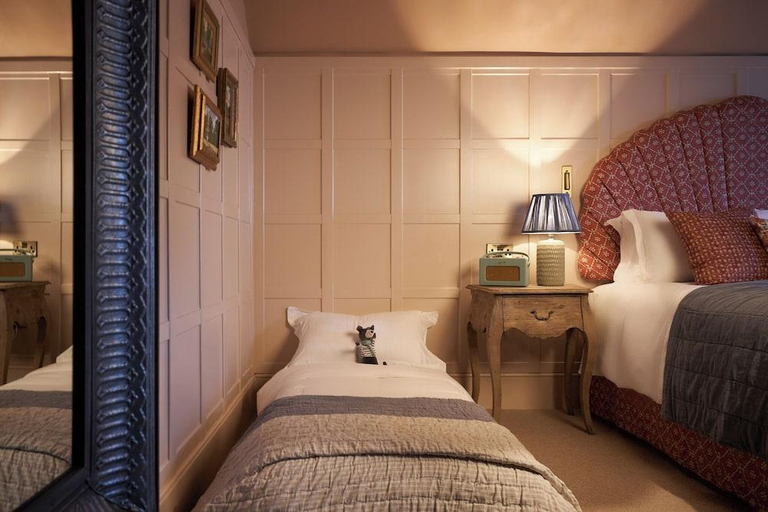 Bedroom 3, The White Hart - A Heartwood Inn, East Sussex
