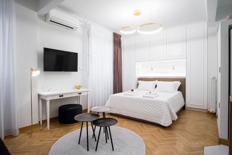 Room 5, Kaplanon Residence Kolonaki, Attica