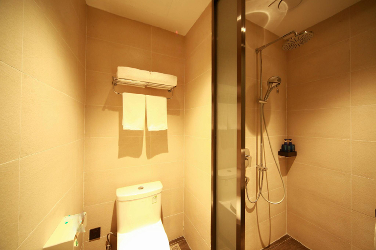 Bathroom, Hanting Premium Hotel Shenyang Hunnan Aoti Center, Shenyang