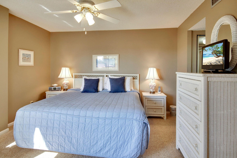 Bedroom 3, Land's End 1-401 Gulf View, Pinellas