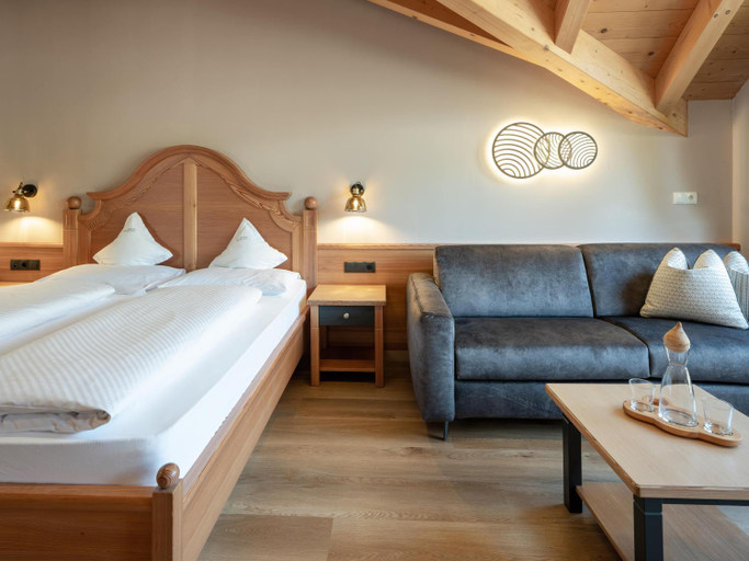 Bedroom 3, Hotel Bacherhof, Bolzano