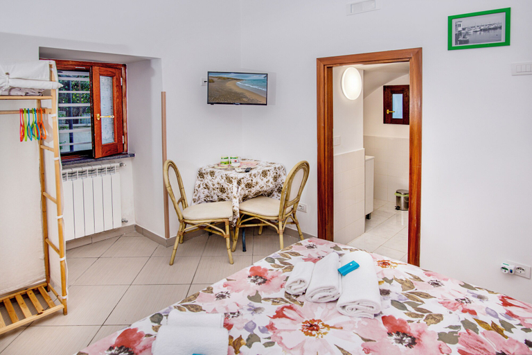 Bedroom 4, Casa Aristide, Napoli