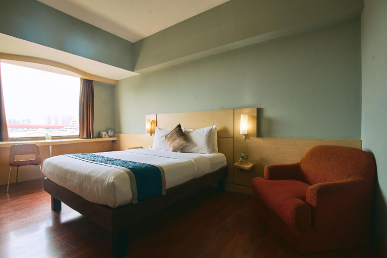 Bedroom 12